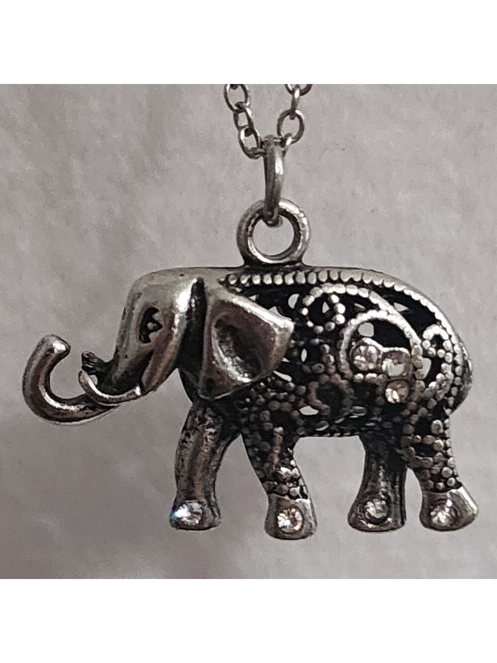 Silvertone Elephant Pendant Necklace Rhinestone - Picture 2 of 14